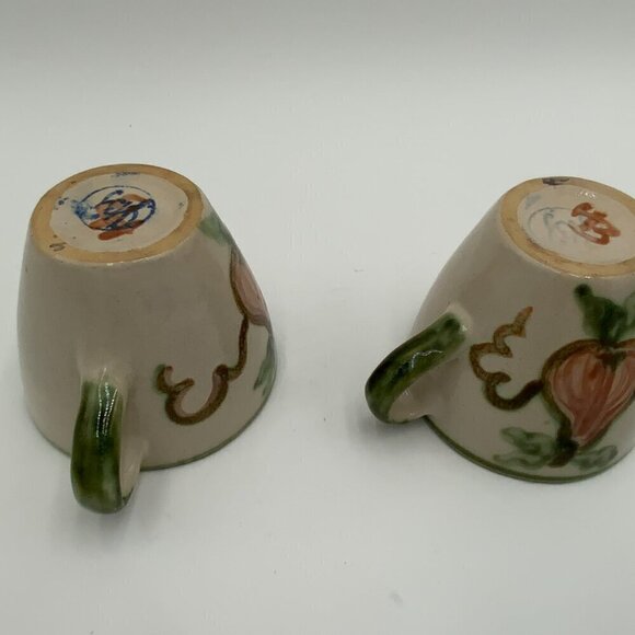 Pair of Vintage John B. Taylor USA Stoneware Coffee Cups Harvest Pear 3.5" - Picture 3 of 9
